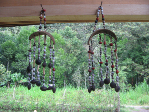 Cogadores de sue�o en semillas y con un
                          pedazo de c�scara redonda