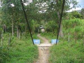 Da kommt noch eine kleine Br�cke in Sicht