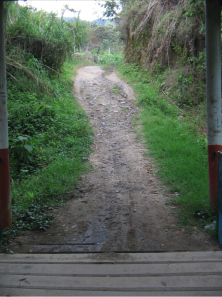 Der Weg geht weiter steil aufw�rts 01