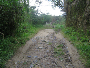 Der Weg geht weiter steil aufw�rts 02