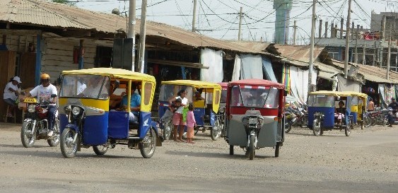 Motocars in
                Puerto Maldonado