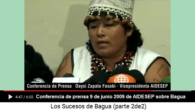 Daysi Zapata Fasabi en una
                confernencia de prensa de AIDESEP, 9 de junio 2009