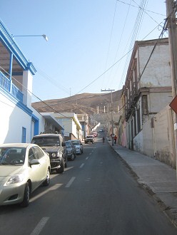 Calle Col�n, vista al cerro Morro