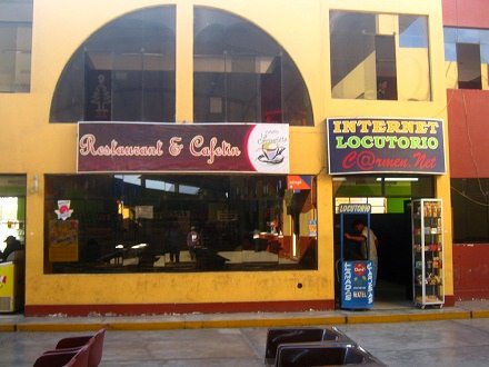 Caf� Internet con locutorio