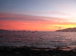 Vista a la bah�a de Chimbote
                                    con cielo rosado 02
