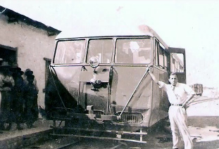 Tren de Chimbote a
                          Huaraz, una locomotora de di�sel