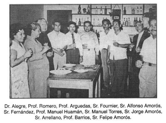 Colegio Nacional San Pedro, empleos 02,
                            1960 apr.: Dr. Alegre, Prof. Romero, Prof.
                            Arguedas, Sr. Fournier, Sr. Alfonso Amor�s,
                            Sr. Fern�ndez, Prof. Manuel Huam�n, Sr.
                            Manuel Torres, Sr. Jorge Amor�s, Sr.
                            Arrellano, Prof. Barrios, Sr. Felipe
                            Amor�s.